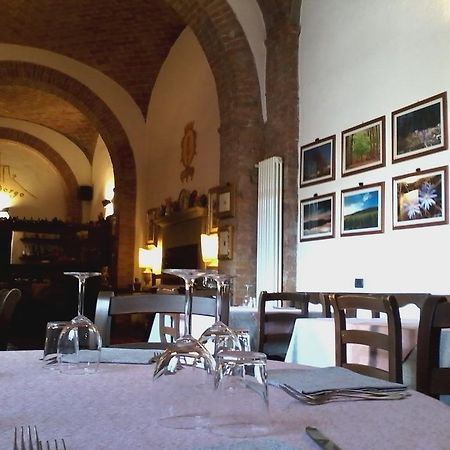 Cisterna Nel Borgo Hotel Castiglione dʼOrcia Exterior foto