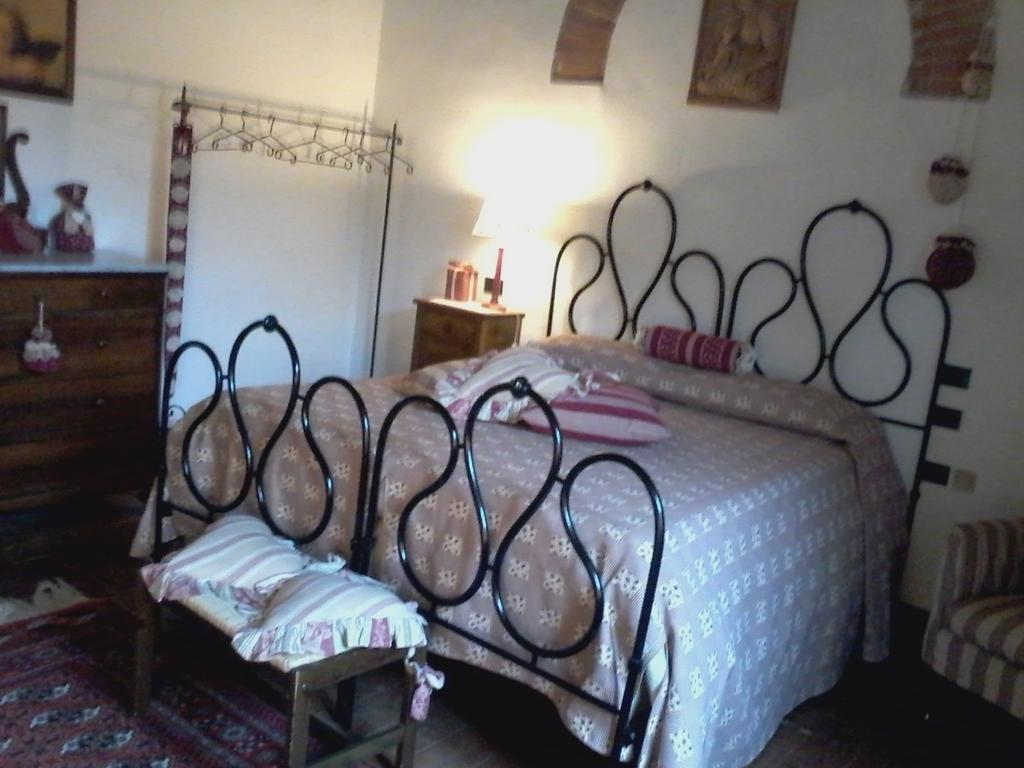 Cisterna Nel Borgo Hotel Castiglione dʼOrcia Cameră foto