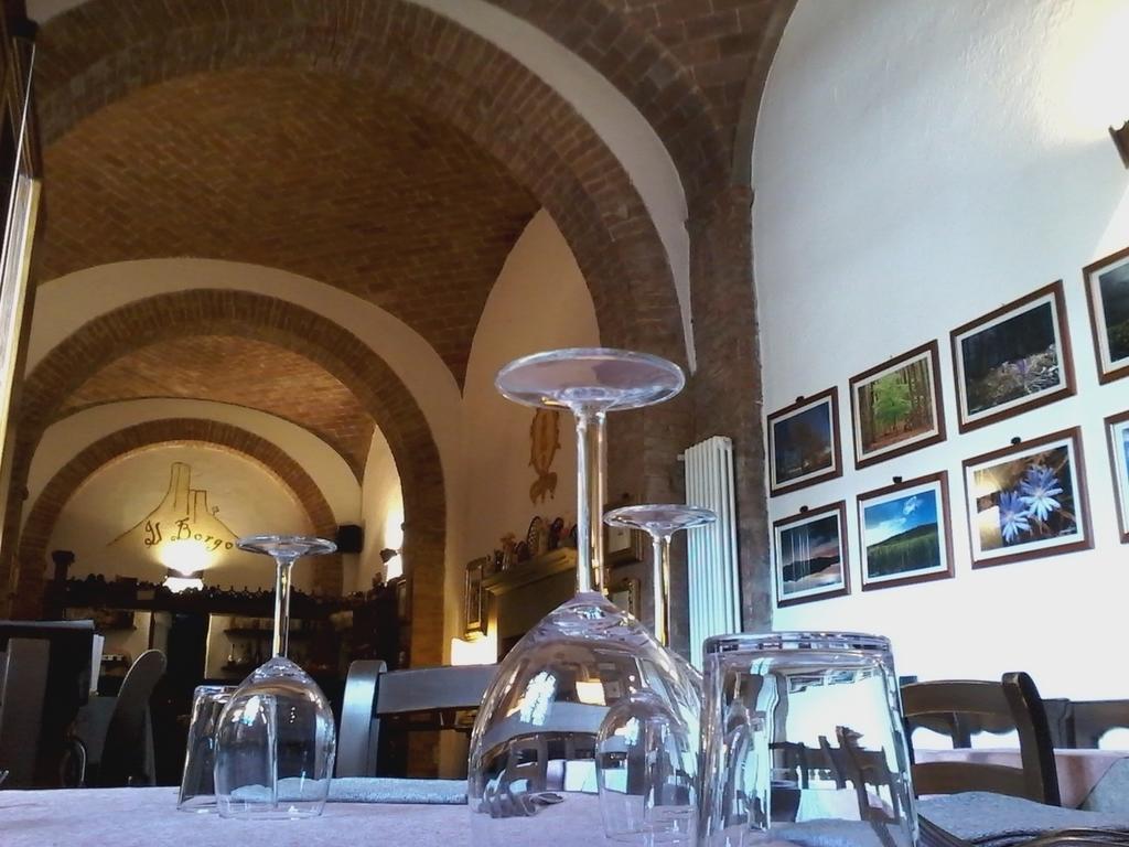 Cisterna Nel Borgo Hotel Castiglione dʼOrcia Exterior foto
